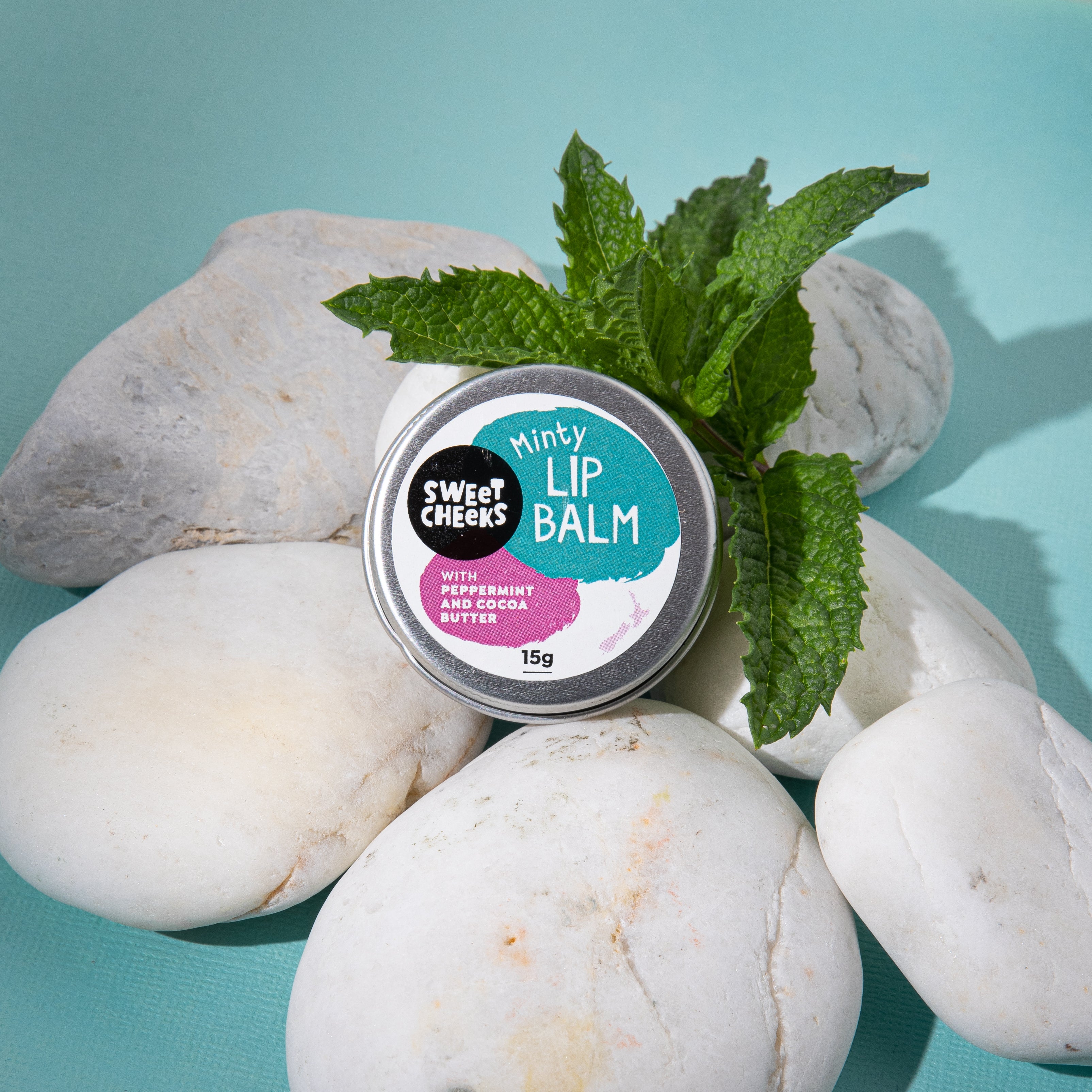 Lip Balm with mint and rocks